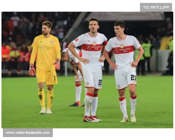 法兰克福教练:调整阵容迎战圣保利 强调主场优势与良好开局